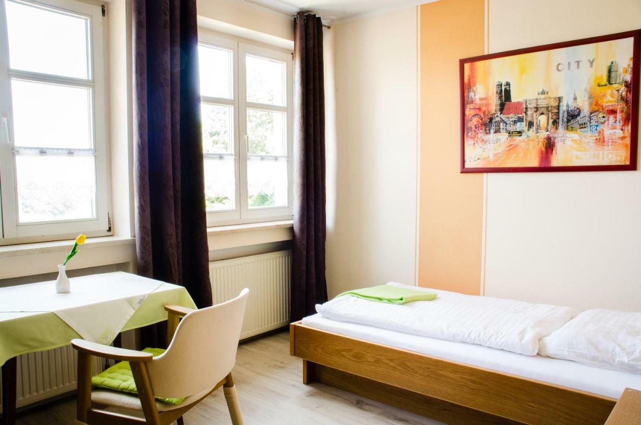 Wallfahrts-Gaststätte Heilbrünnl Roding Exterior foto